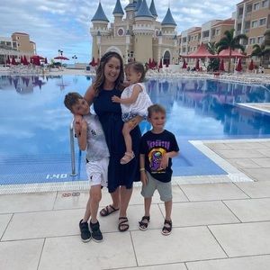 Meet your Posher, Lydia